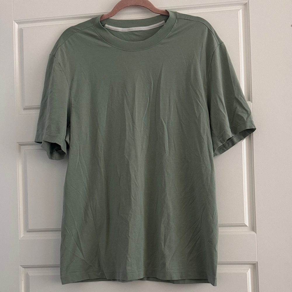 Lululemon Men's Sage Green Short Sleeve Crew Neck Tee